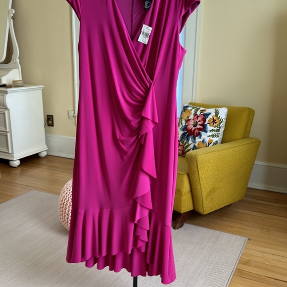 Dress hangs great. Never worn. Ruffles in front and bottom - Picture 8 of 9